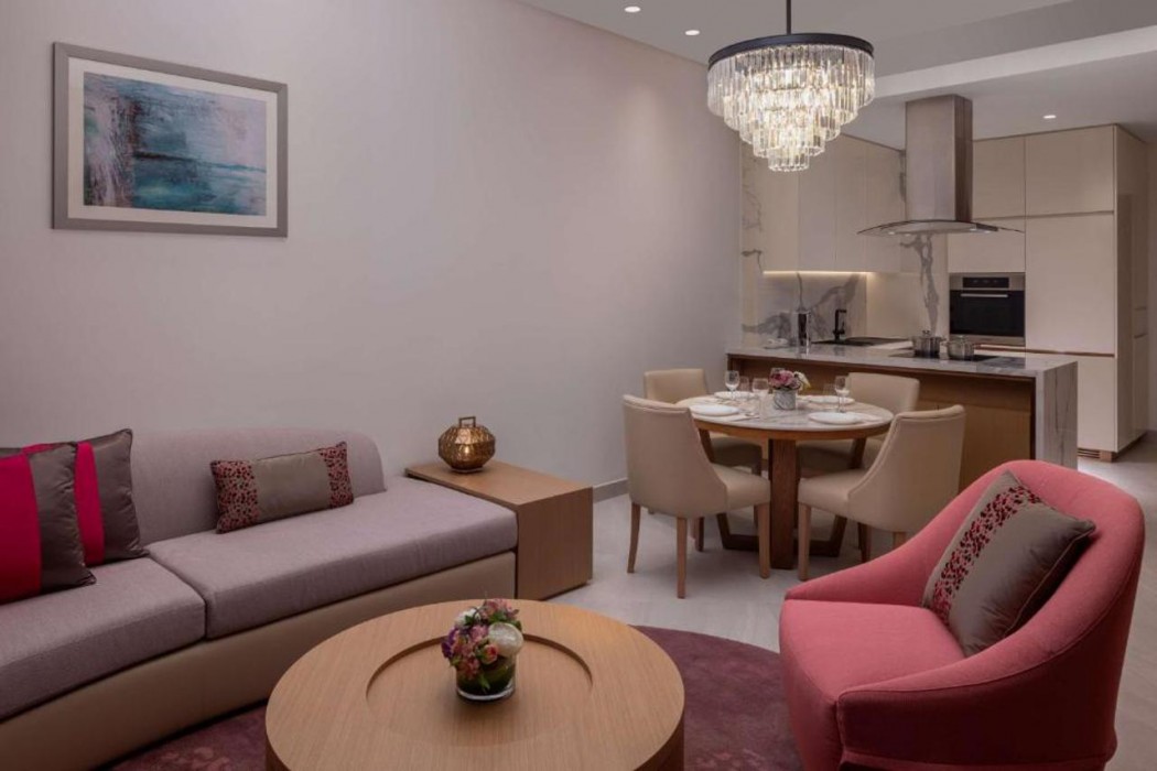 Hilton Dubai Creek Hotel & Residences 9/32