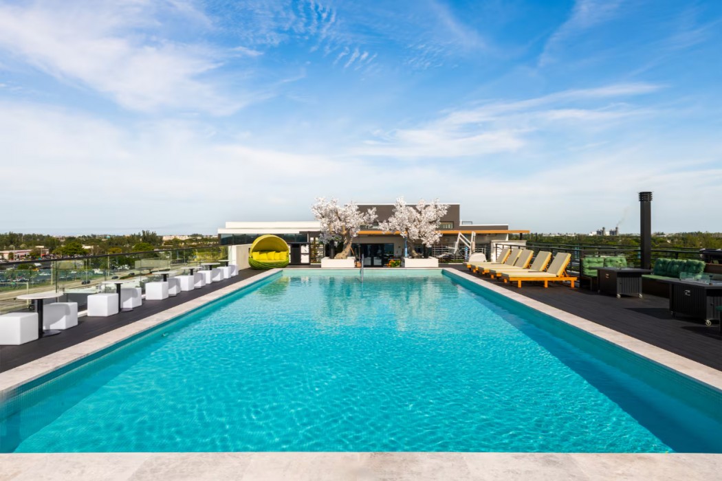 Dolce by Wyndham Hollywood 41/74
