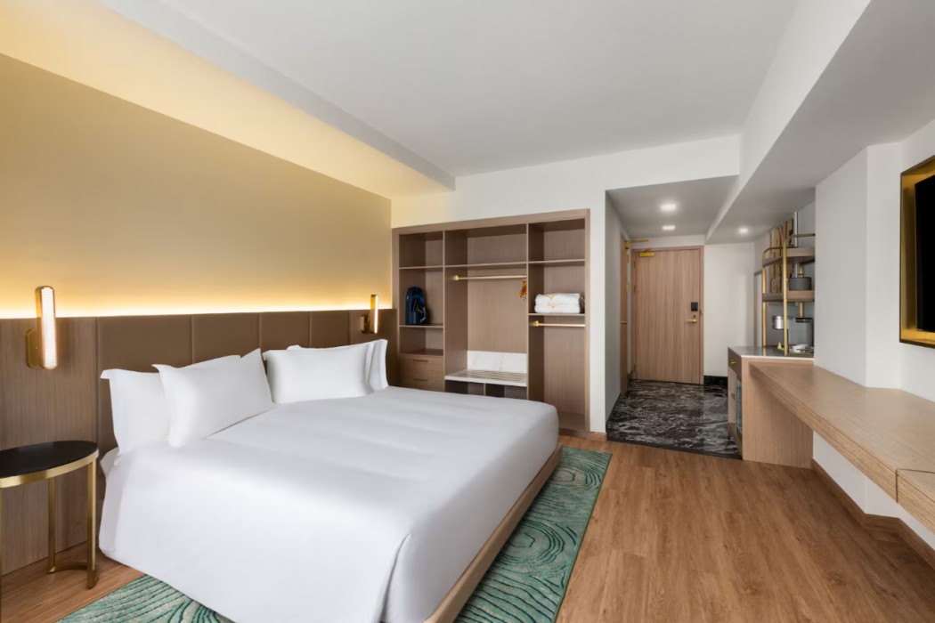 Dolce by Wyndham Hollywood 18/74