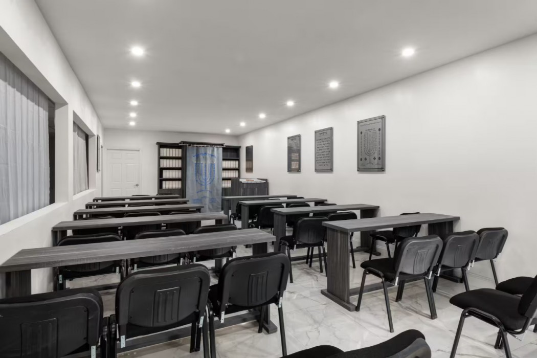 Dolce by Wyndham Hollywood 33/74