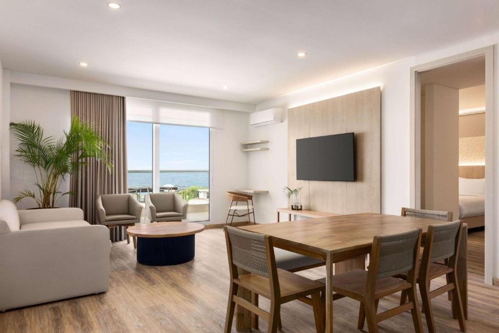 Wyndham Santa Marta Aluna Beach 16/75