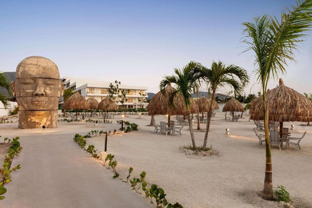 Wyndham Santa Marta Aluna Beach 32/75