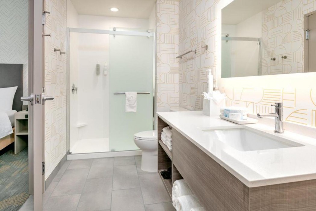 Home2 Suites by Hilton Huntsville, TX 8/28