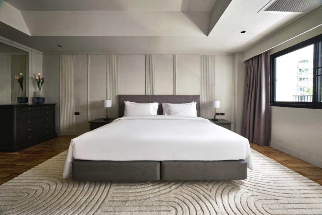 Floral Court Hotel and Residence 14/58
