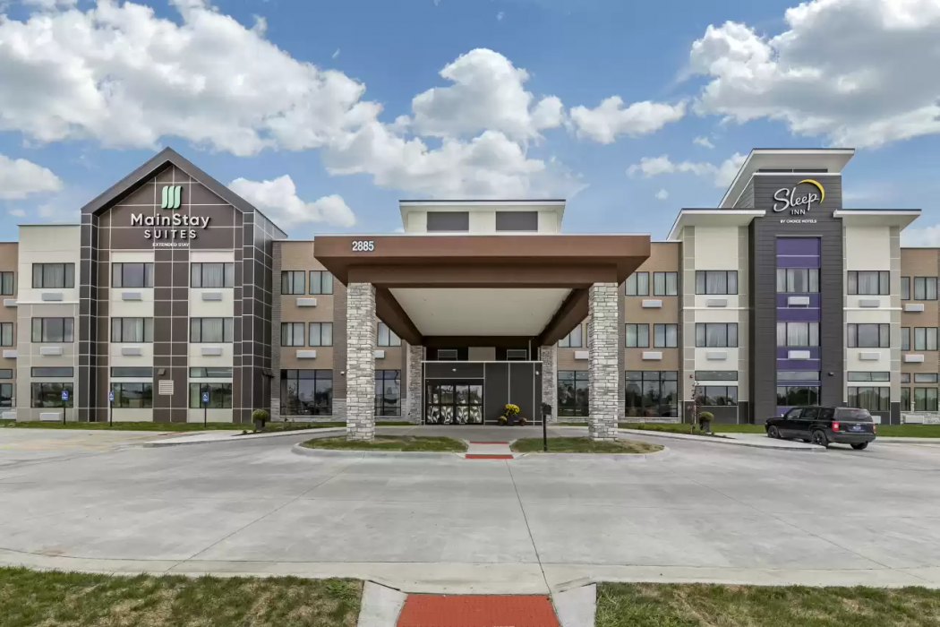 Sleep Inn & Suites Milwaukee/Franklin, WI 1/21