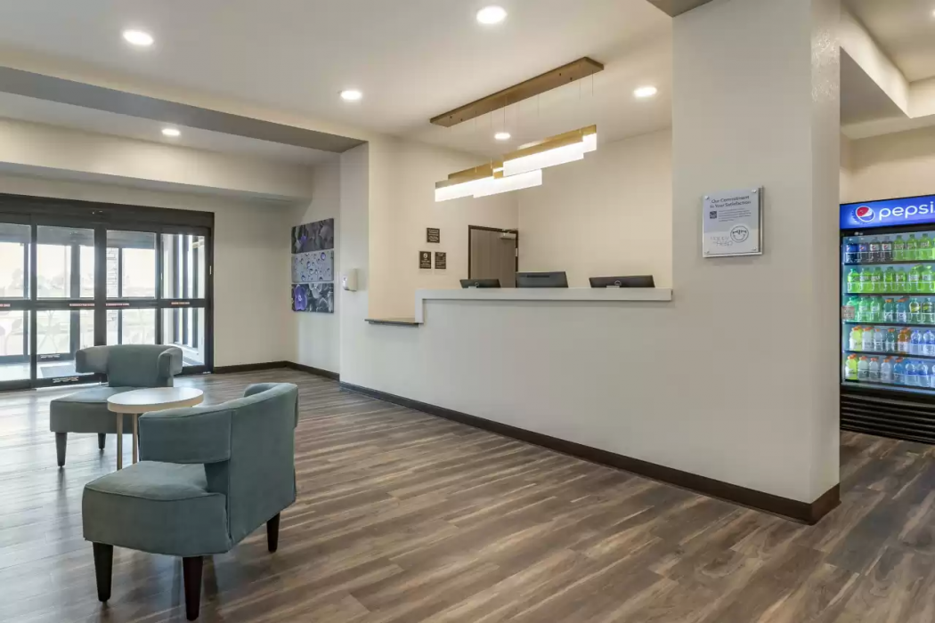 Sleep Inn & Suites Milwaukee/Franklin, WI 3/21