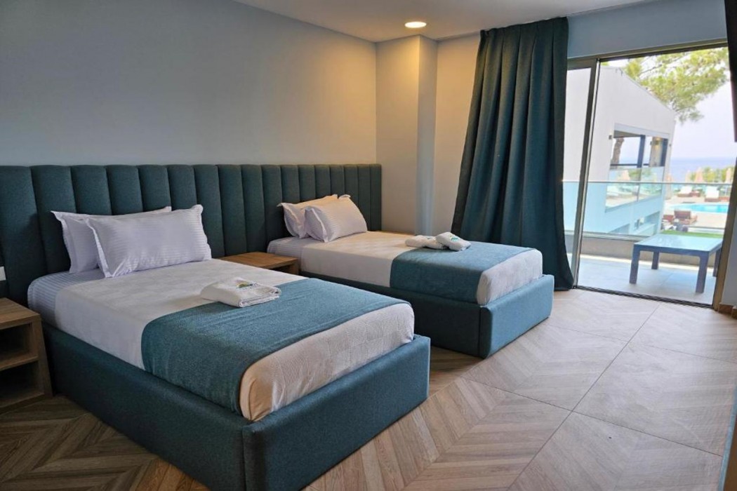 Sea Coast Resort 13/63