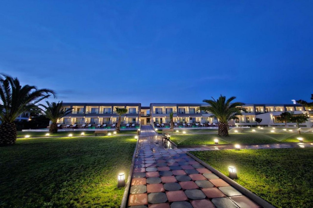 Sea Coast Resort 2/63