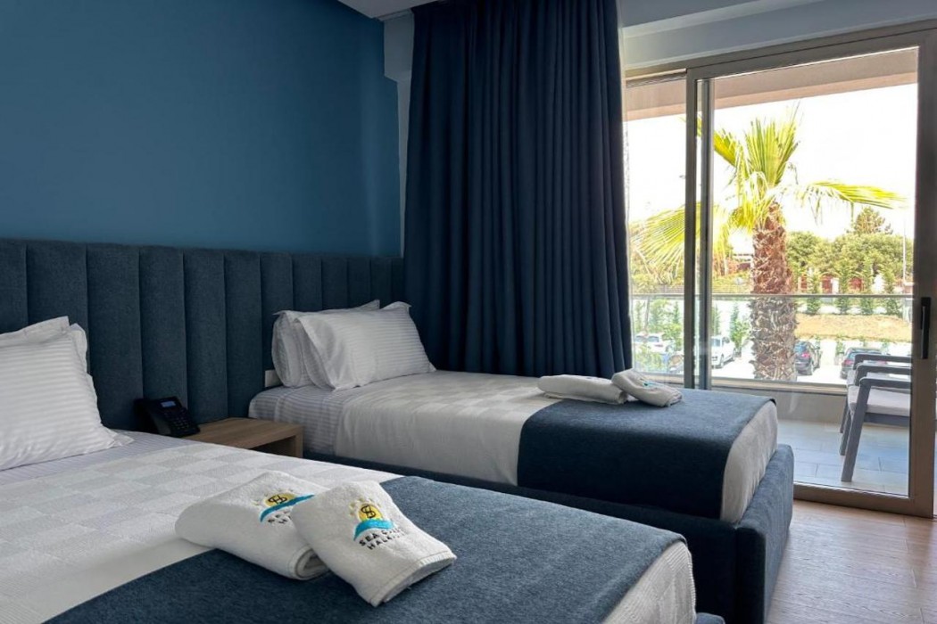 Sea Coast Resort 12/63