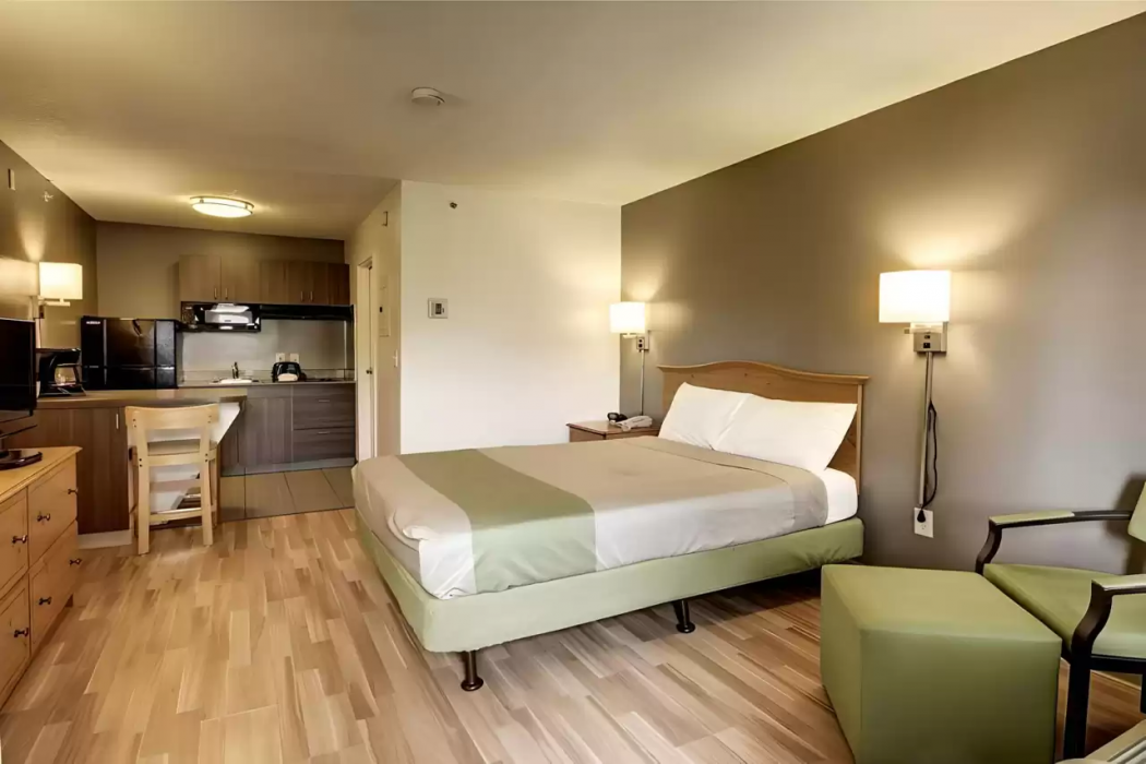 Murray Inn & Suites 6/12