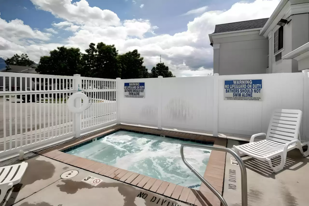 Murray Inn & Suites 11/12