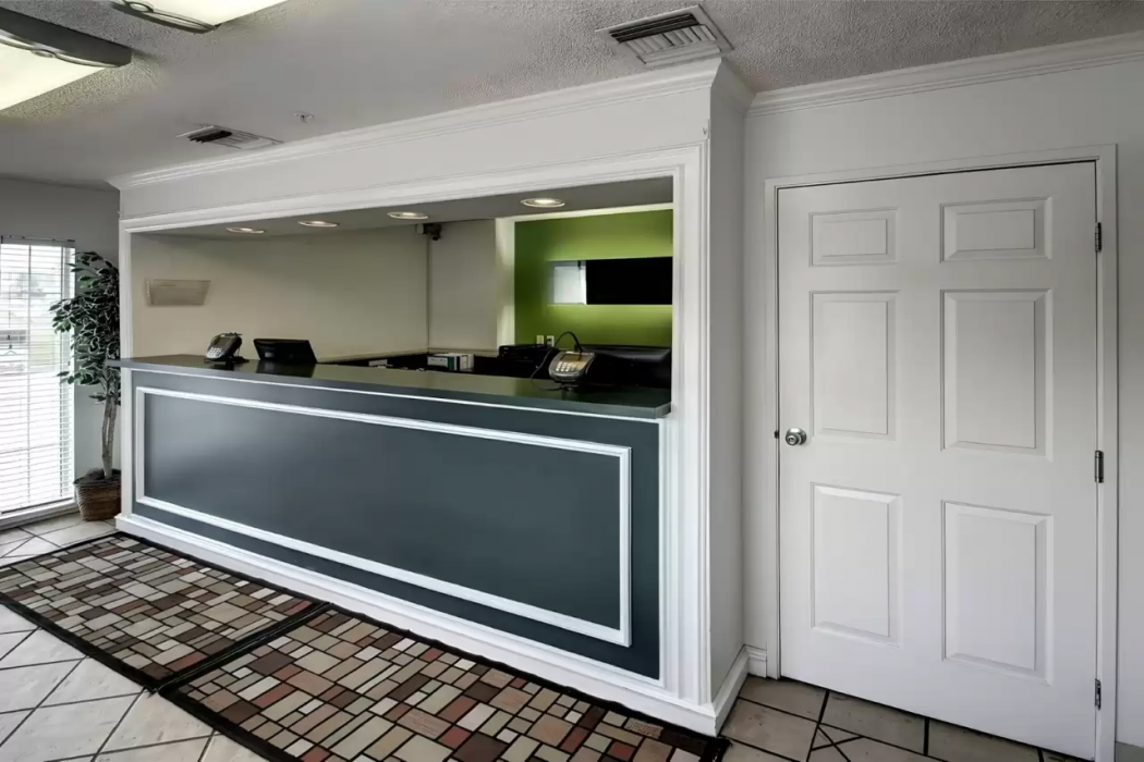 Murray Inn & Suites 3/12