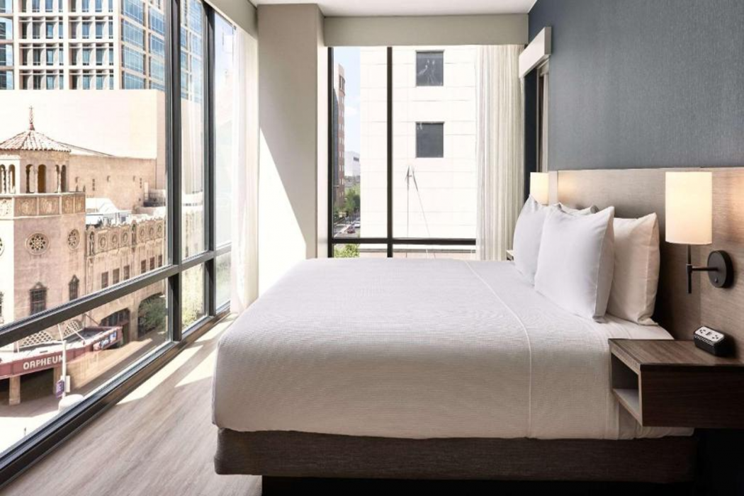 Hyatt Place Phoenix Downtown 10/54