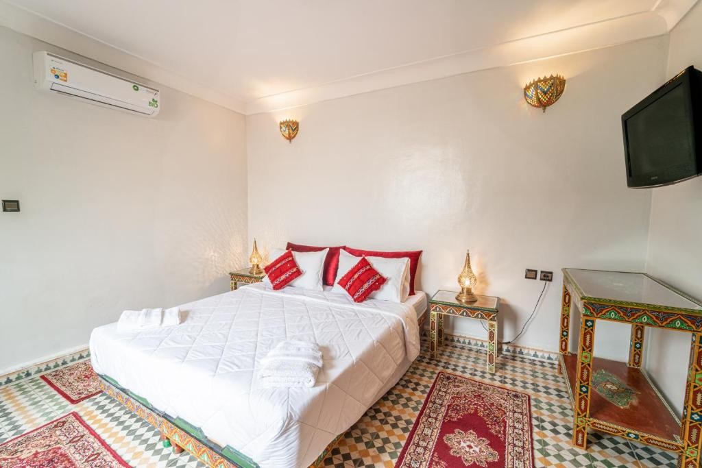 Riad Taj Salma 13/68