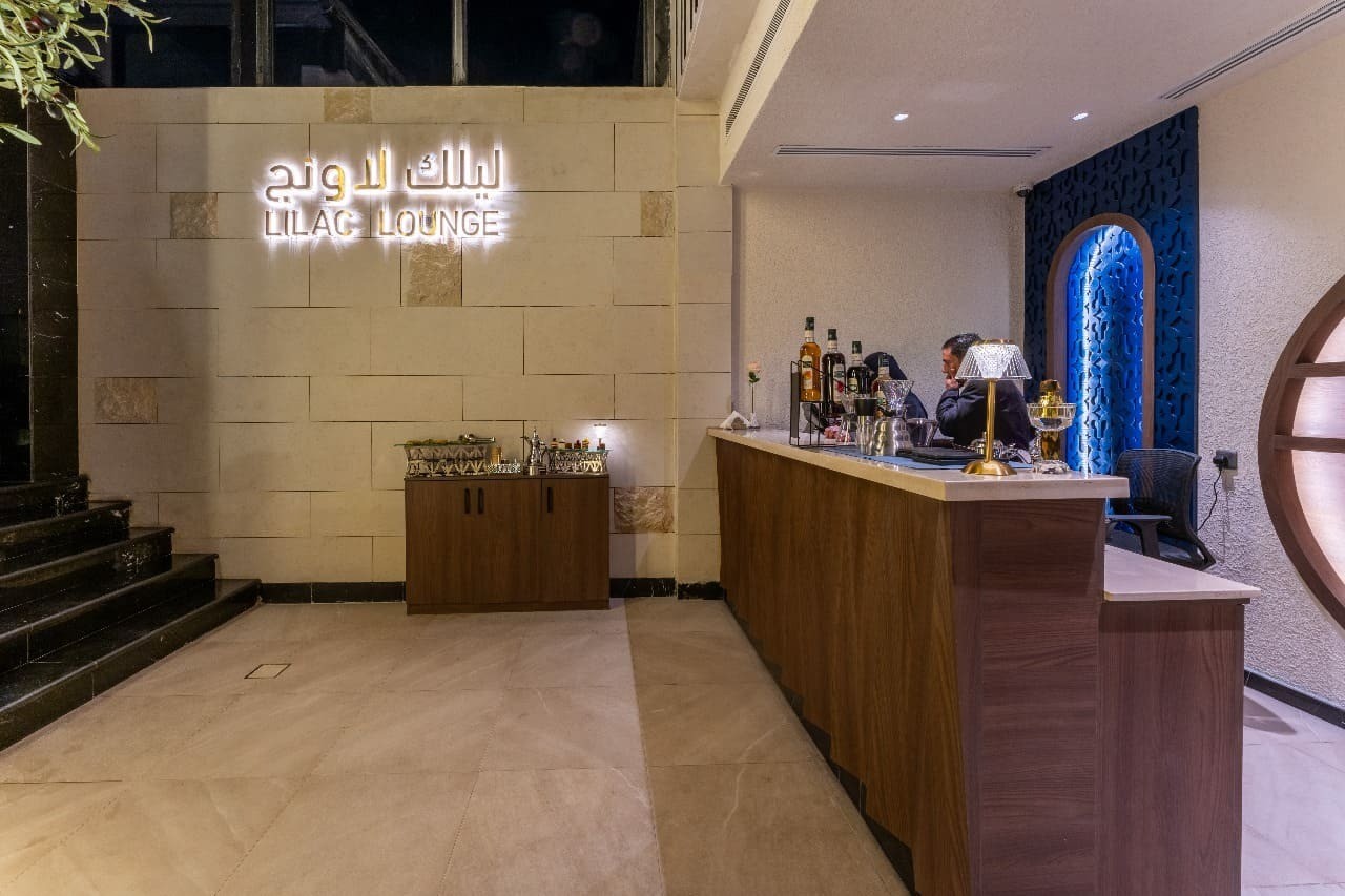 فندق ليلك بارك(Lilac Park Neom Highway Hotel Ex Lilac Park Hotel) 93/149