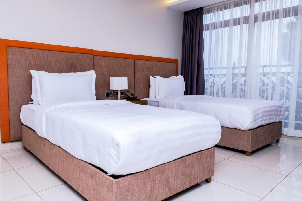 Canary Hotel 18/64