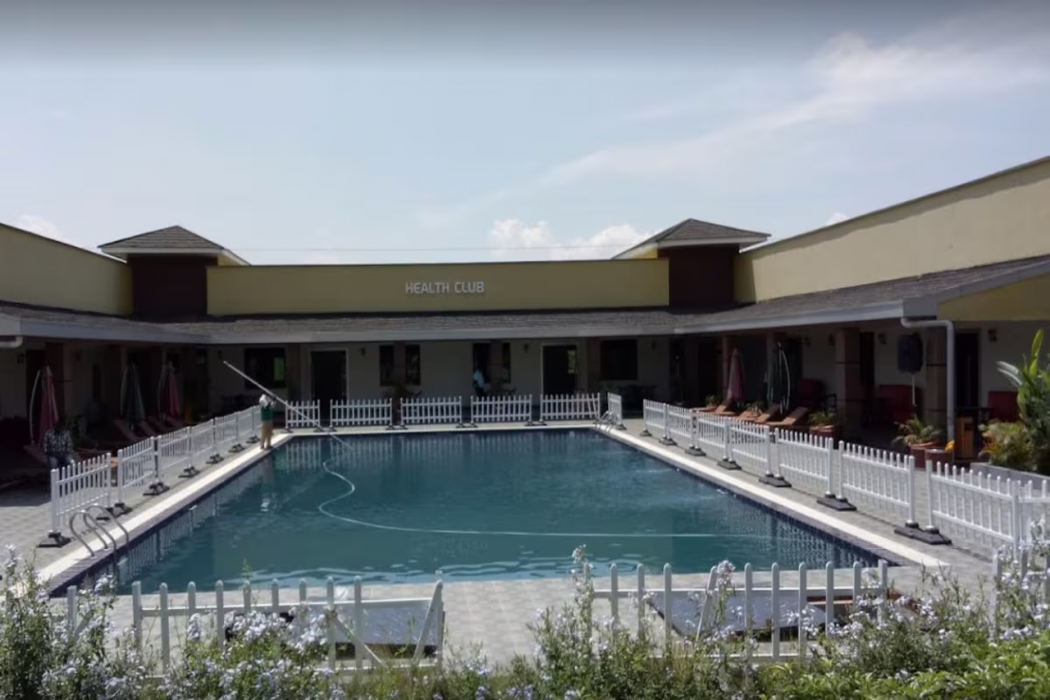 Courtyard International Hotel 24/40