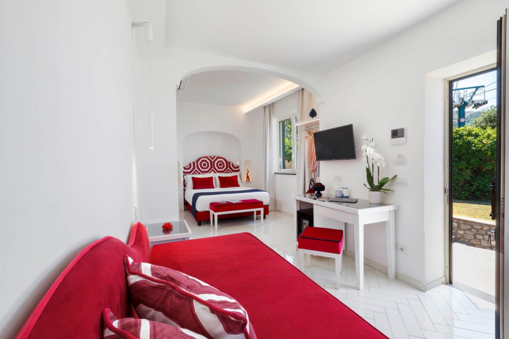 Relais 2 Pini Capri 7/38