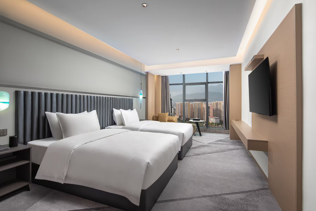 Ramada Encore by Wyndham Enshi 14/27