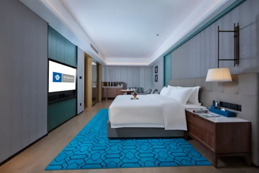 Wyndham Grand Plaza Royale Hot Springs Fenghuang 6/39
