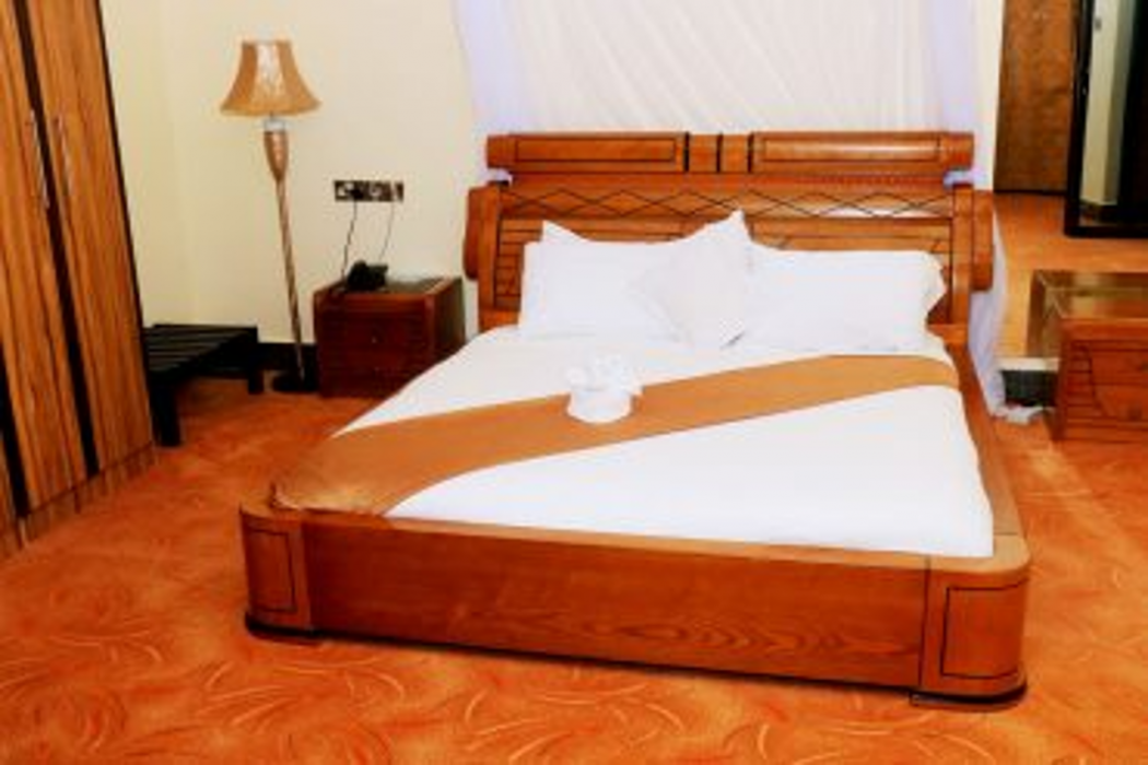 Cephas Inn 19/66