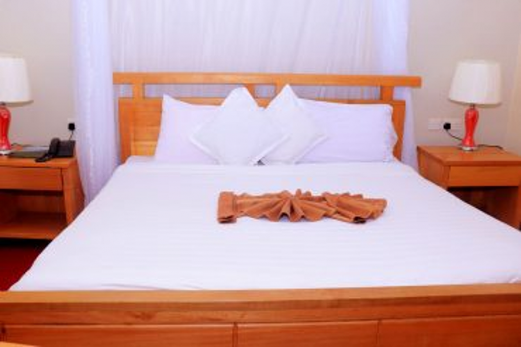 Cephas Inn 14/66