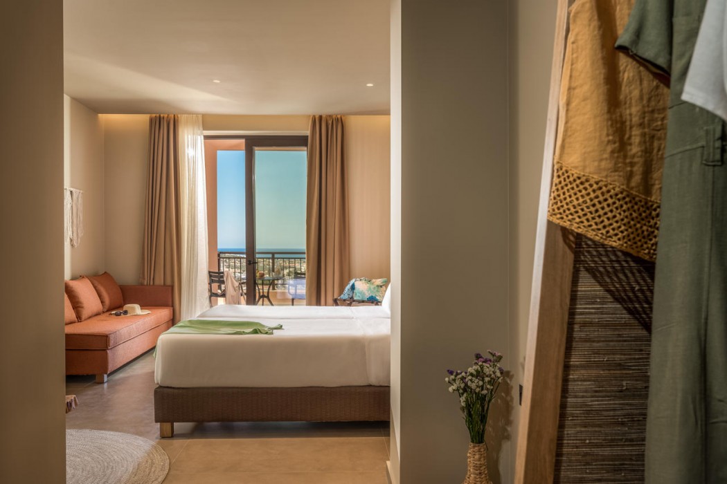 Pyria Hotel 22/80