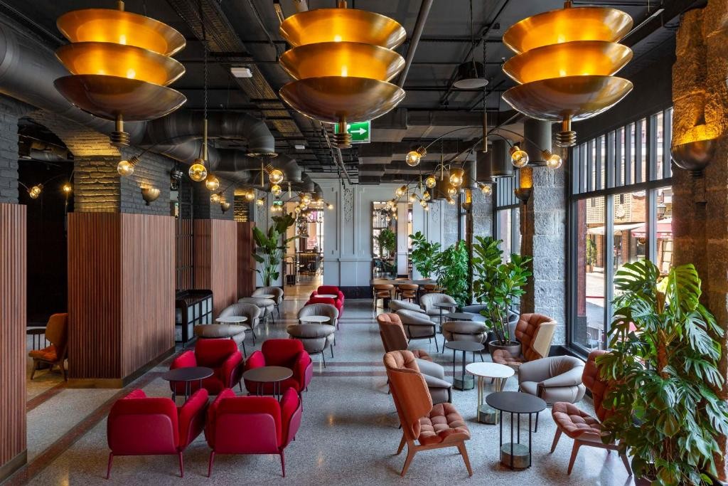 Radisson RED Tbilisi 36/73