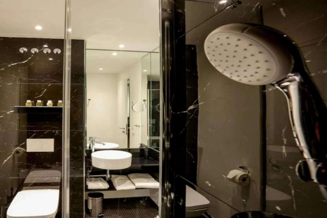 Hotel Brueggen 10/28