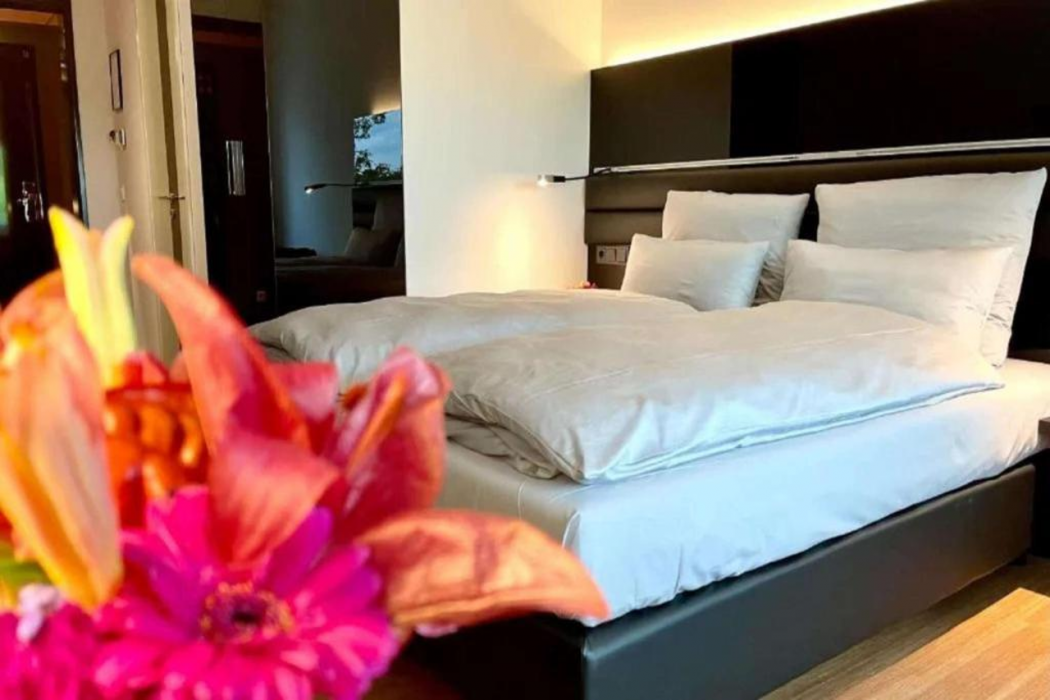 Hotel Brueggen 6/28