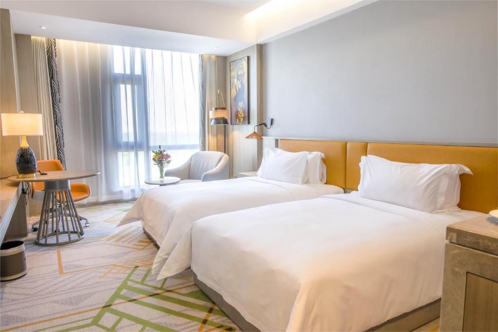 ARGYLE GRAND HOTEL 16/70