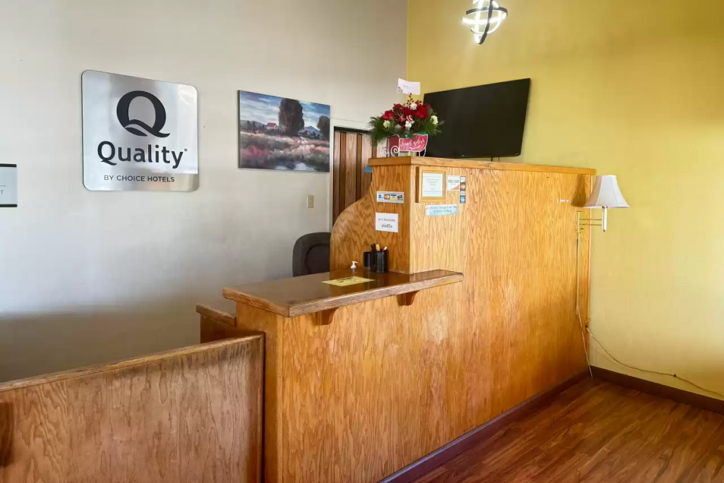 Quality Inn and Suites Jackson CA 2/45