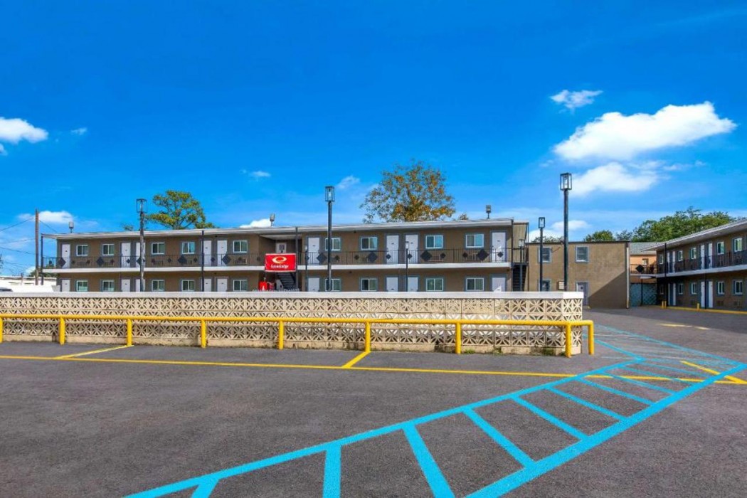 Econo Lodge Gretna - New Orleans 1/22