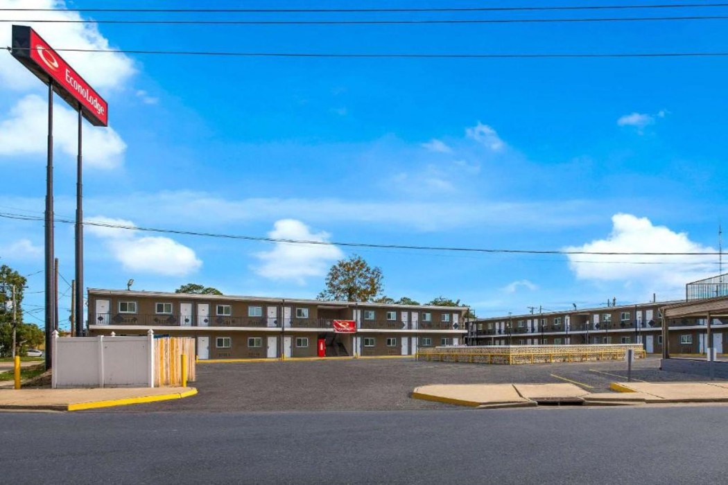 Econo Lodge Gretna - New Orleans 2/22