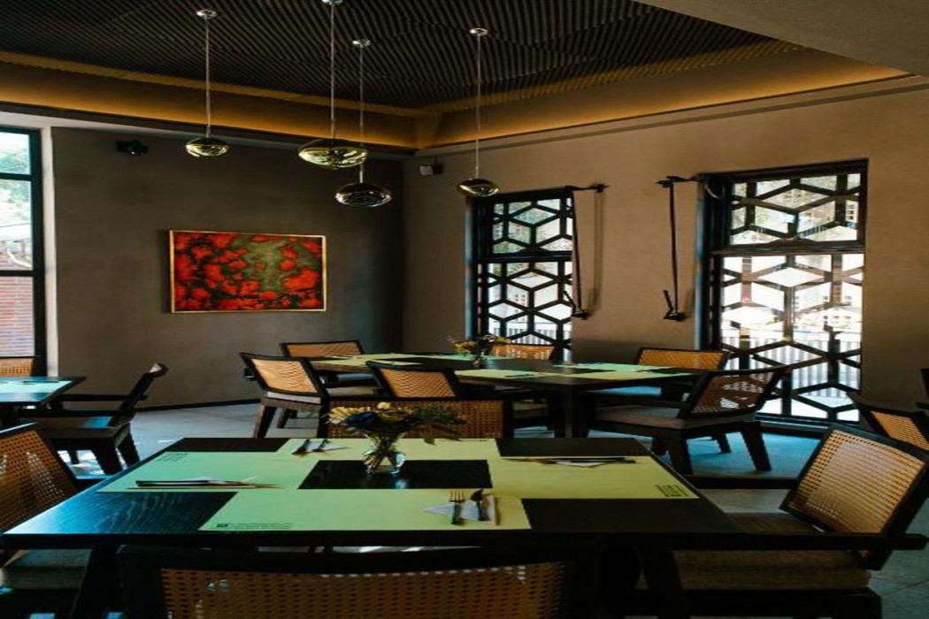 Flamboyan Hotel and Residences 27/60