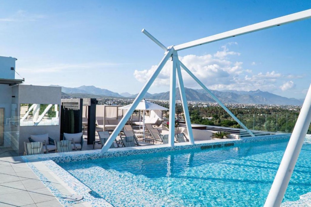 Flamboyan Hotel and Residences 28/60
