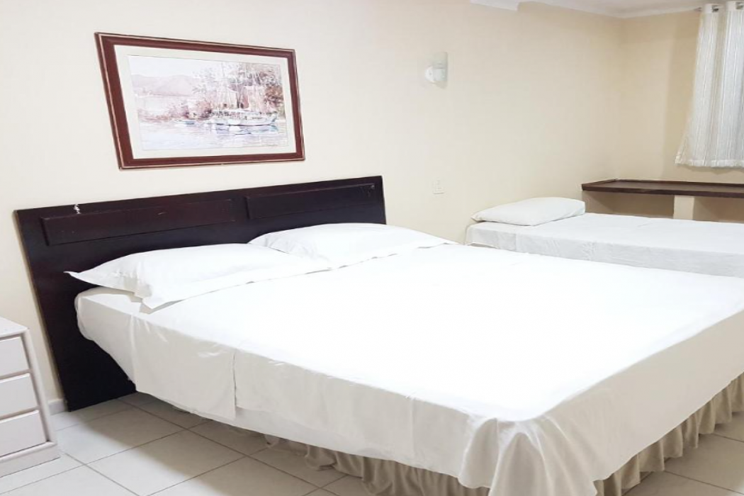 OYO Del Verde Hotel 7/18