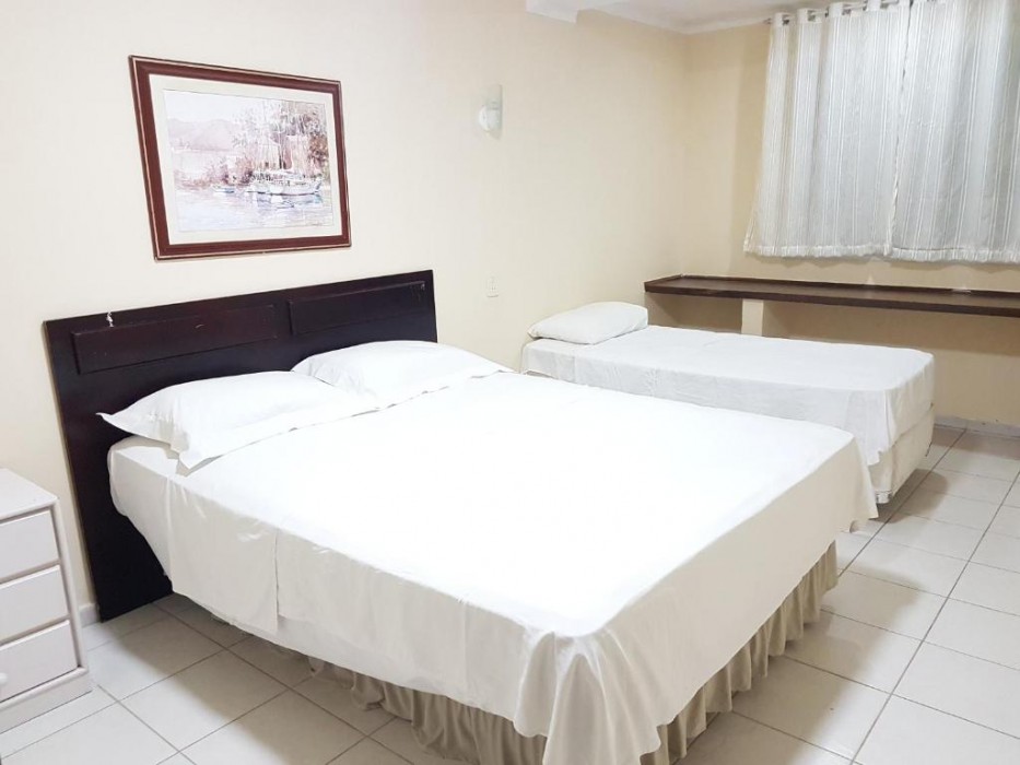 OYO Del Verde Hotel 10/18