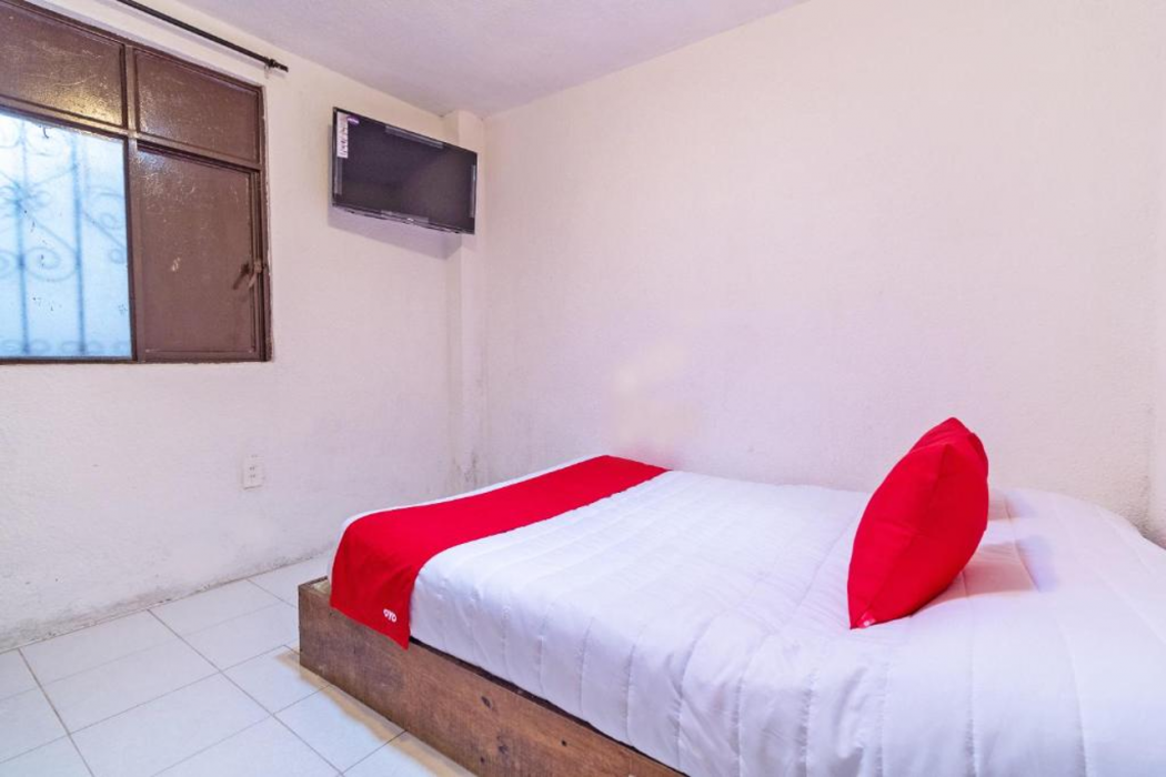 OYO Hotel La Luna, Templo de Santo Domingo de Guzman 16/37
