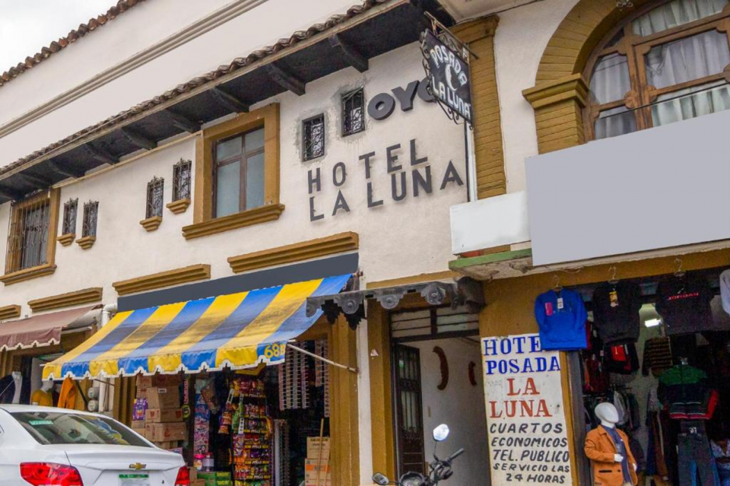 OYO Hotel La Luna, Templo de Santo Domingo de Guzman in SAN CRISTOBAL DE LAS CASAS