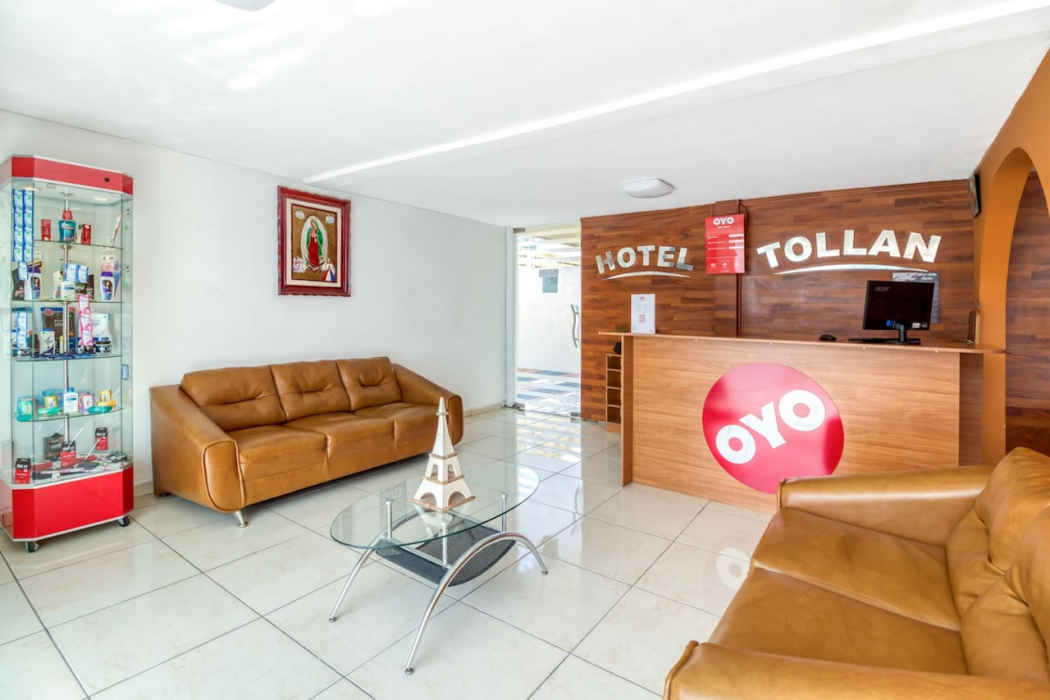 Lobby at OYO Hotel Familiar Tollan, CHOLULA
