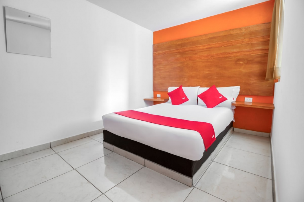 OYO Hotel Familiar Tollan 10/38