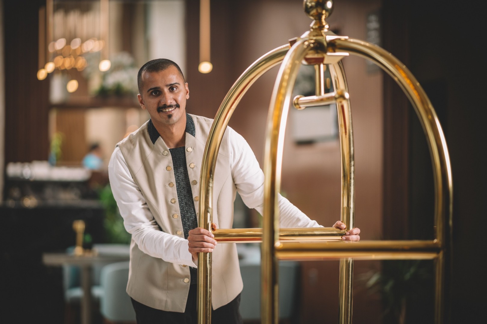 فندق ثري بيرلز مصلي