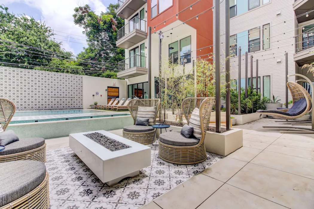 Sentral East Austin 1614 1/56