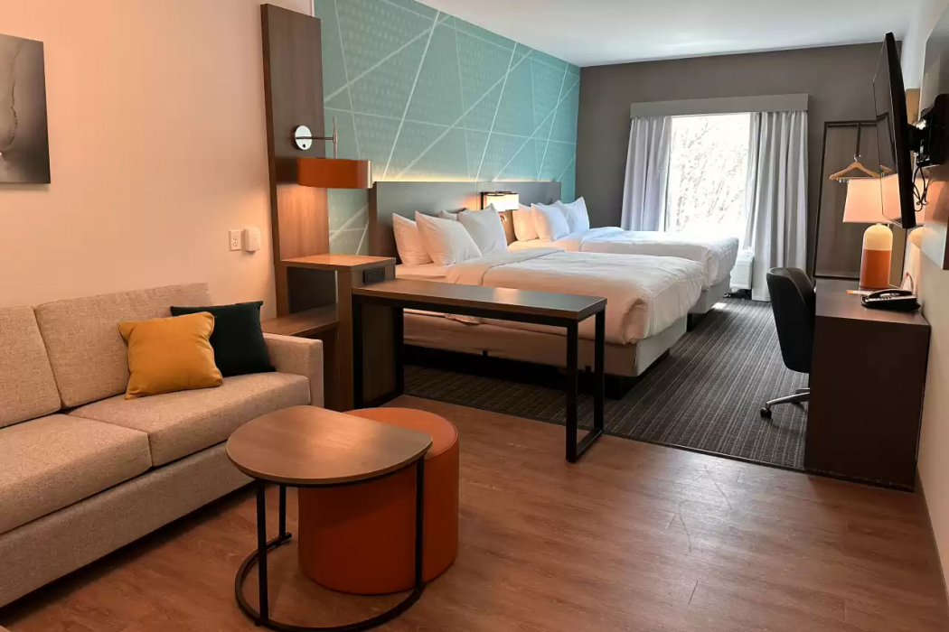 Comfort Suites Gatlinburg Downtown-Convention Center 15/60