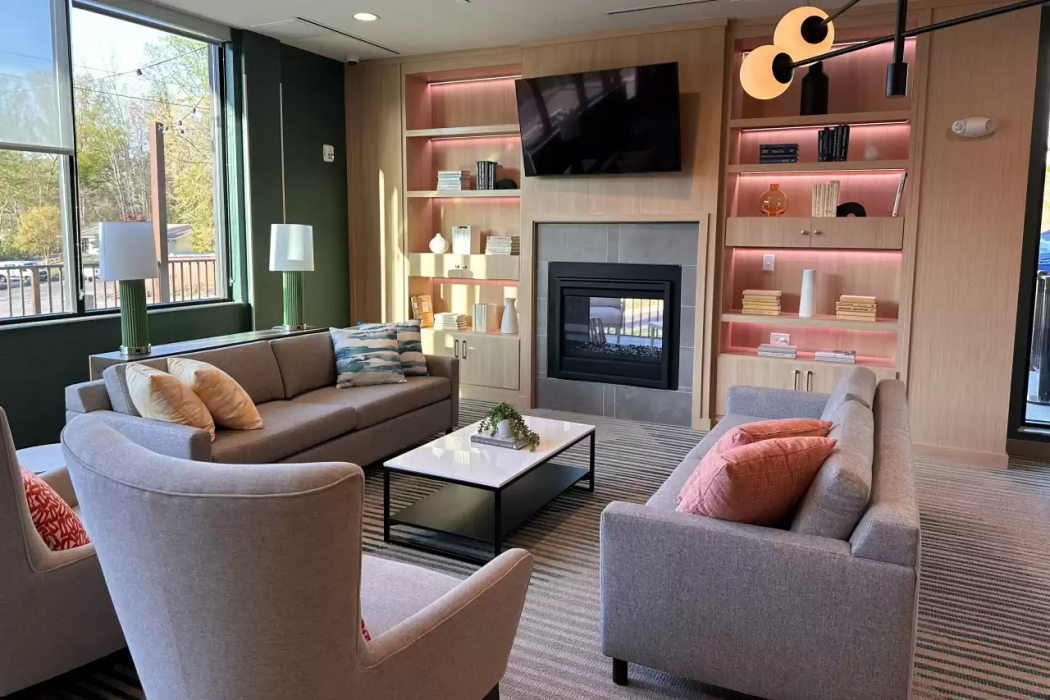 Comfort Suites Gatlinburg Downtown-Convention Center 10/60