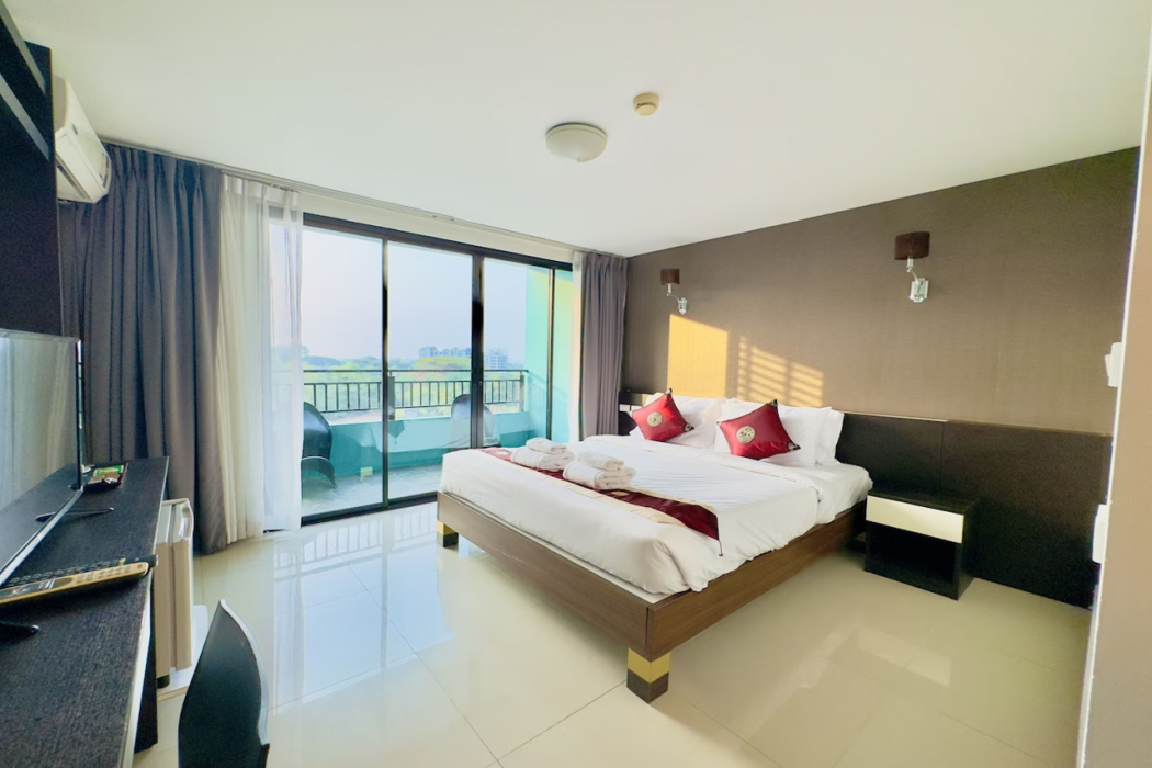 Baan Bangsare Resotel Chonburi 11/56