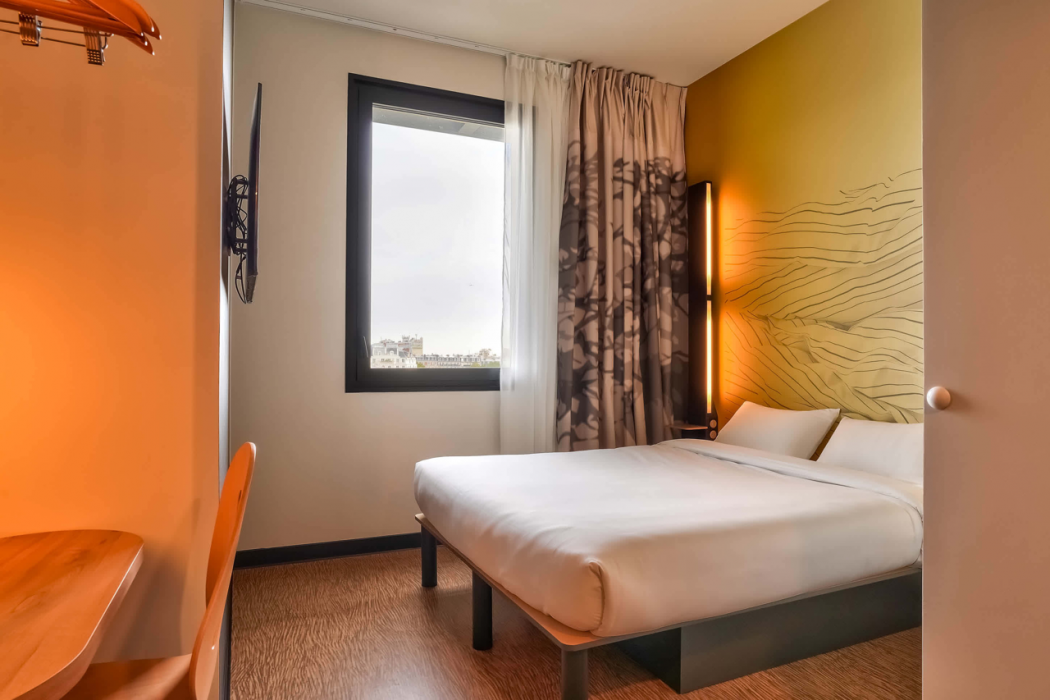 B&B HOTEL Paris Porte d Orleans 12/49