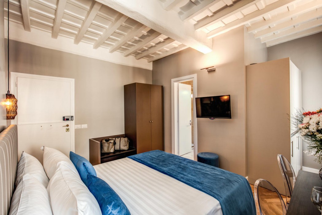 Maison D'Art Apartments 7/15