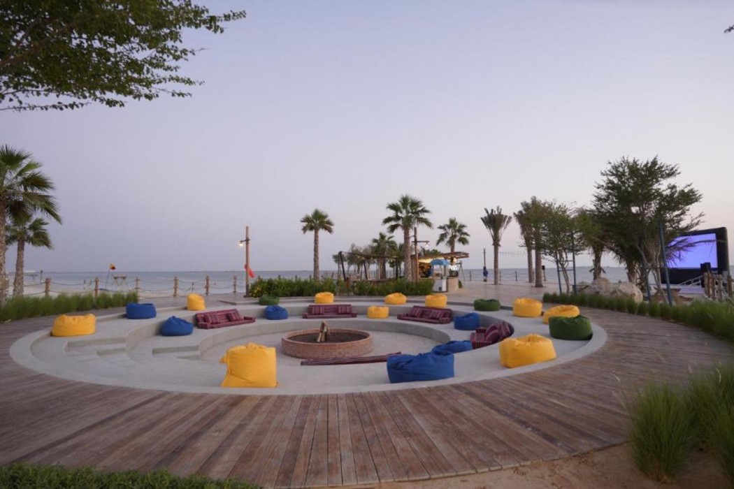 Bab Al Nojoum Hudayriyat Villas 23/62